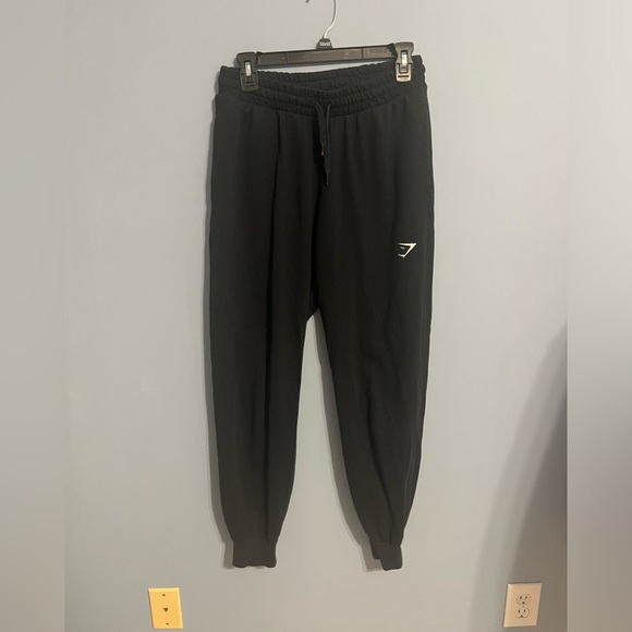 Gymshark Black Sweatpants - Picture 2 of 5
